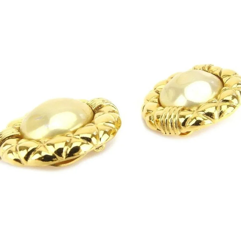 CHANEL Earring gold Women Authentic secondhand - Picture 3 of 5
